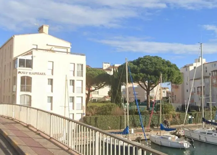 Cap D'agde Bord De Avec Piscine Апартаменти